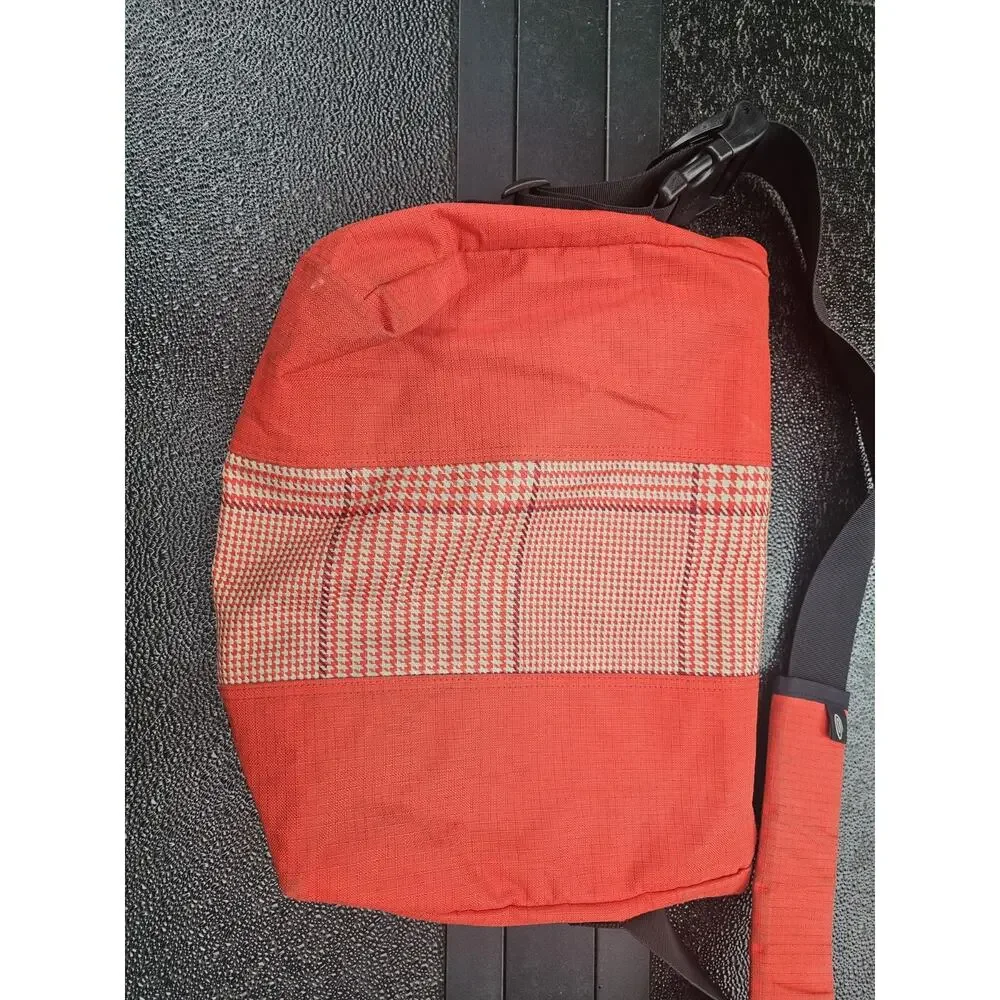 Timbuk2 Small Messenger Bag Commuter Tablet Bujo Red Patterned Tartan Like
